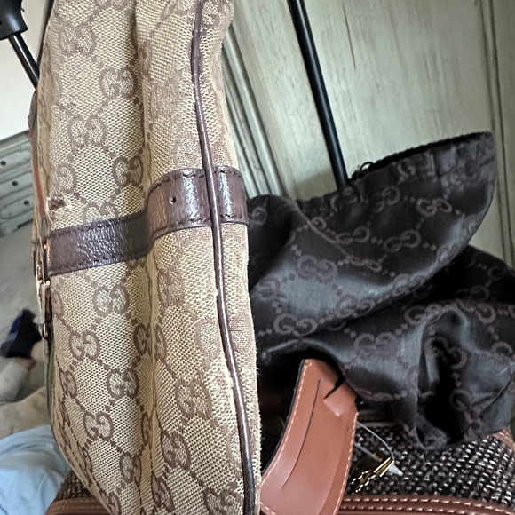 Gucci Beige and Brown Shoulder Bag - Picture 16 of 16